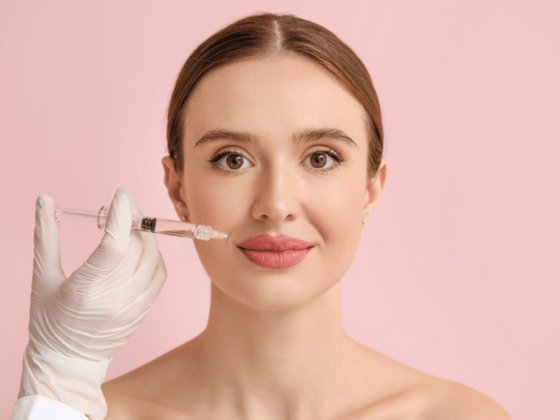 Before undergoing a lip filler procedure, you should consult qualified plastic surgeons or cosmetic doctors.